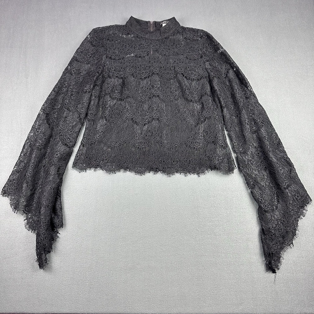Venus Sheer Floral Lace Vamp Goth Bell/ Flared Sleeves Ladies Top Medium